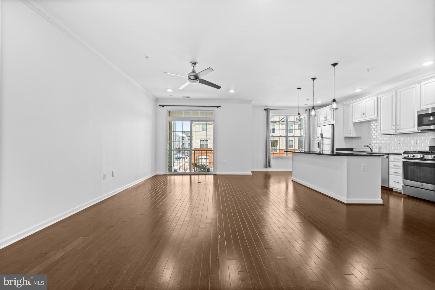 23276 SOUTHDOWN MANOR TER #115, ASHBURN, Virginia 20148, 2 Bedrooms Bedrooms, ,2 BathroomsBathrooms,Residential,For sale,23276 SOUTHDOWN MANOR TER #115,VALO2117652 MLS # VALO2117652