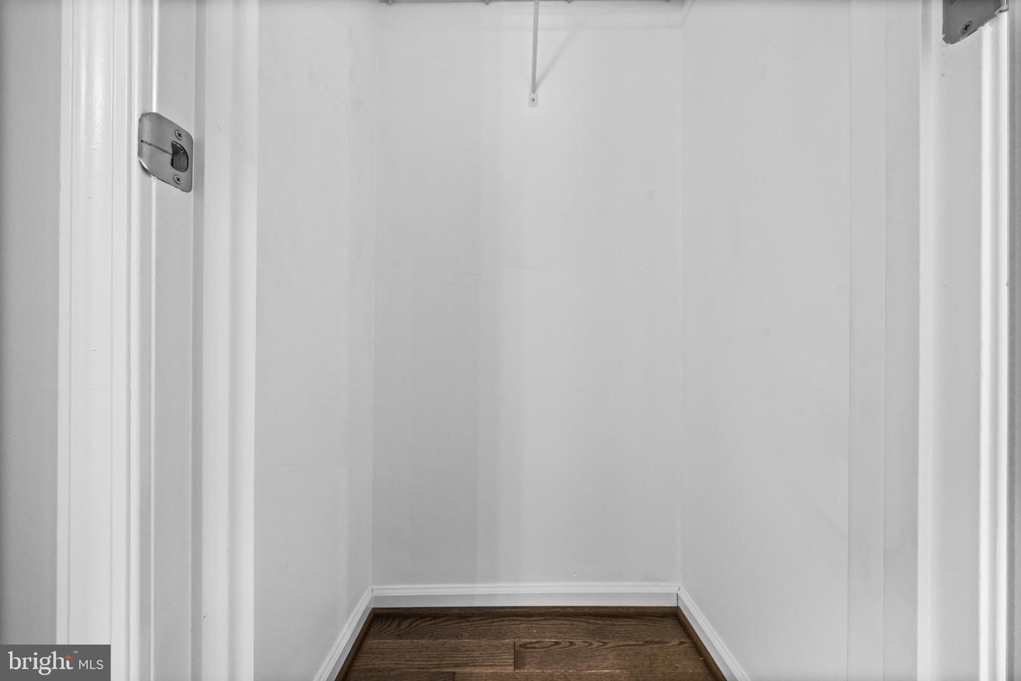 23276 SOUTHDOWN MANOR TER #115, ASHBURN, Virginia 20148, 2 Bedrooms Bedrooms, ,2 BathroomsBathrooms,Residential,For sale,23276 SOUTHDOWN MANOR TER #115,VALO2117652 MLS # VALO2117652