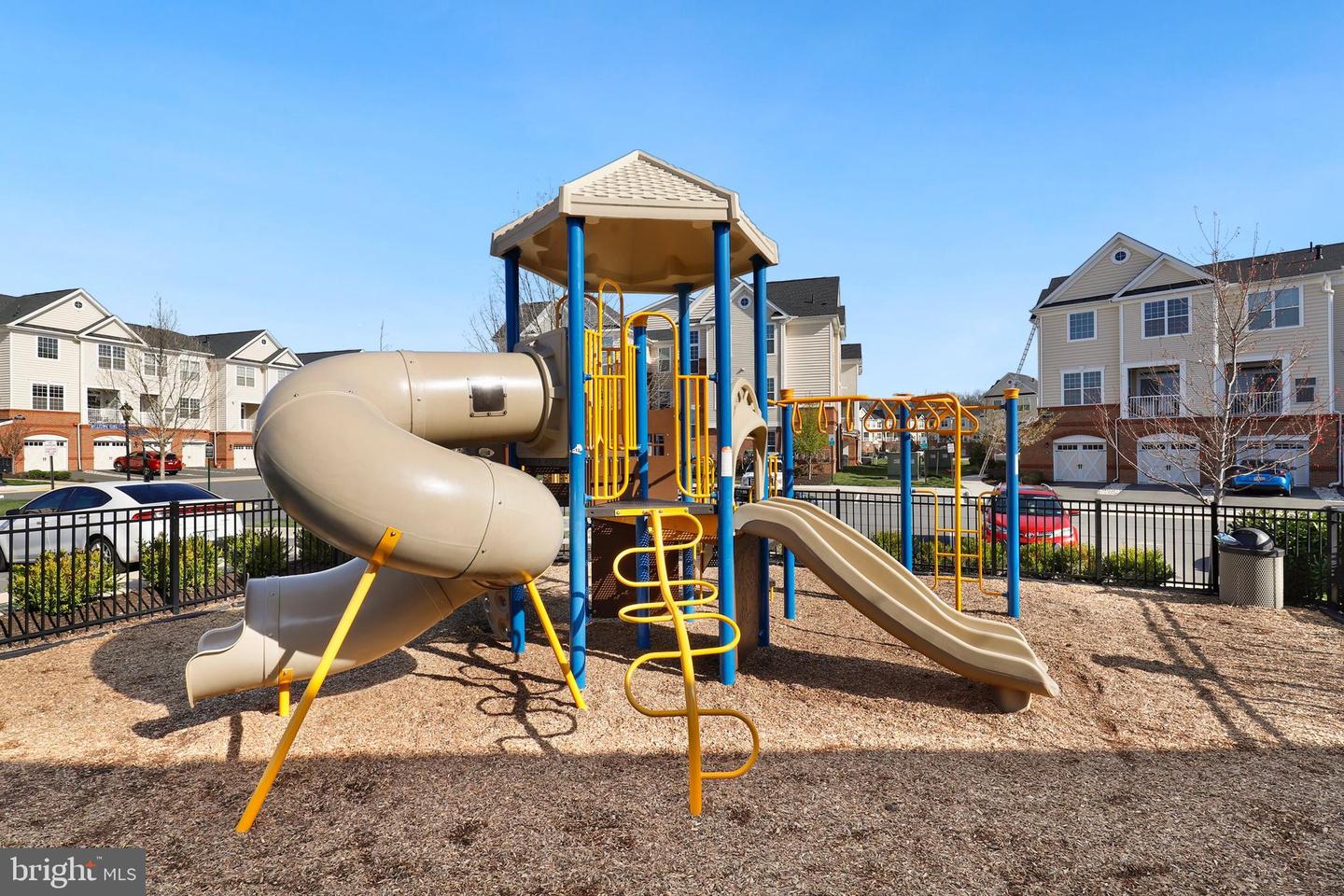 23276 SOUTHDOWN MANOR TER #115, ASHBURN, Virginia 20148, 2 Bedrooms Bedrooms, ,2 BathroomsBathrooms,Residential,For sale,23276 SOUTHDOWN MANOR TER #115,VALO2117652 MLS # VALO2117652