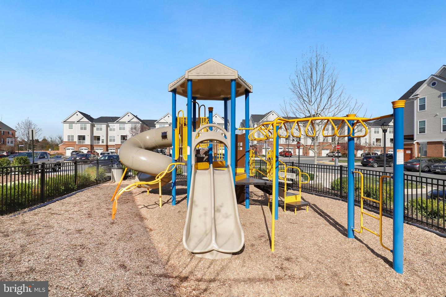 23276 SOUTHDOWN MANOR TER #115, ASHBURN, Virginia 20148, 2 Bedrooms Bedrooms, ,2 BathroomsBathrooms,Residential,For sale,23276 SOUTHDOWN MANOR TER #115,VALO2117652 MLS # VALO2117652