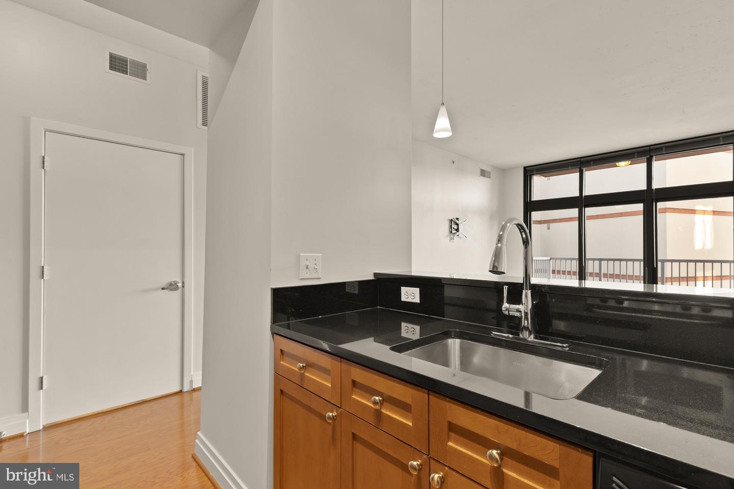 2120 VERMONT AVE NW #411, WASHINGTON, District Of Columbia 20001, 1 Bedroom Bedrooms, ,1 BathroomBathrooms,Residential,For sale,2120 VERMONT AVE NW #411,DCDC2249564 MLS # DCDC2249564