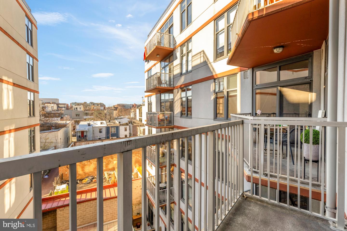 2120 VERMONT AVE NW #411, WASHINGTON, District Of Columbia 20001, 1 Bedroom Bedrooms, ,1 BathroomBathrooms,Residential,For sale,2120 VERMONT AVE NW #411,DCDC2249564 MLS # DCDC2249564