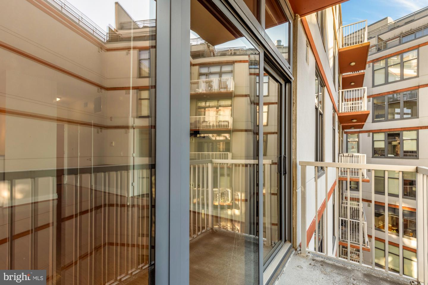 2120 VERMONT AVE NW #411, WASHINGTON, District Of Columbia 20001, 1 Bedroom Bedrooms, ,1 BathroomBathrooms,Residential,For sale,2120 VERMONT AVE NW #411,DCDC2249564 MLS # DCDC2249564