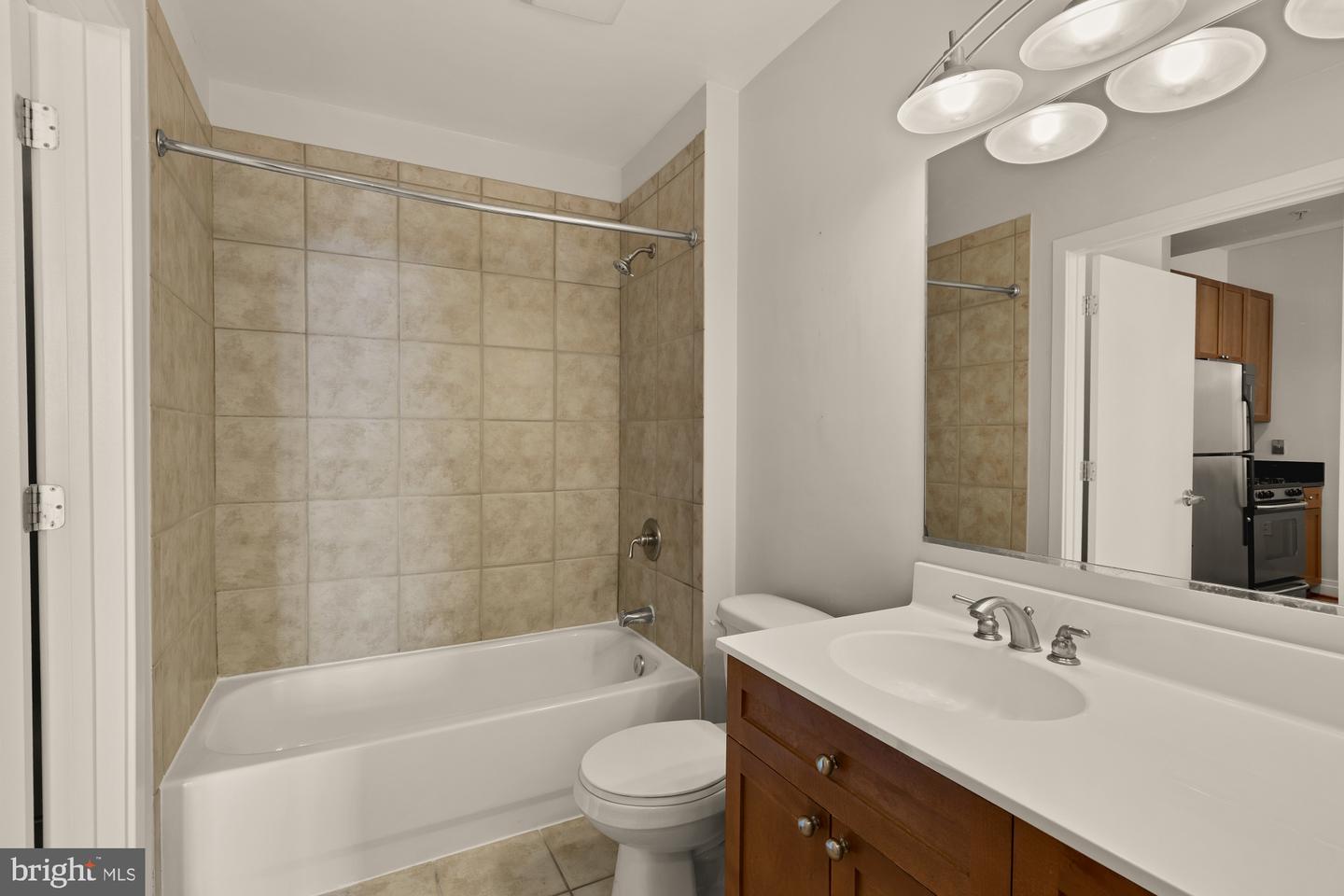 2120 VERMONT AVE NW #411, WASHINGTON, District Of Columbia 20001, 1 Bedroom Bedrooms, ,1 BathroomBathrooms,Residential,For sale,2120 VERMONT AVE NW #411,DCDC2249564 MLS # DCDC2249564