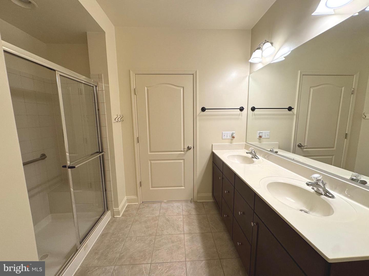 9202 CHARLESTON DR #405, MANASSAS, Virginia 20110, 2 Bedrooms Bedrooms, ,2 BathroomsBathrooms,Residential,For sale,9202 CHARLESTON DR #405,VAMN2010366 MLS # VAMN2010366