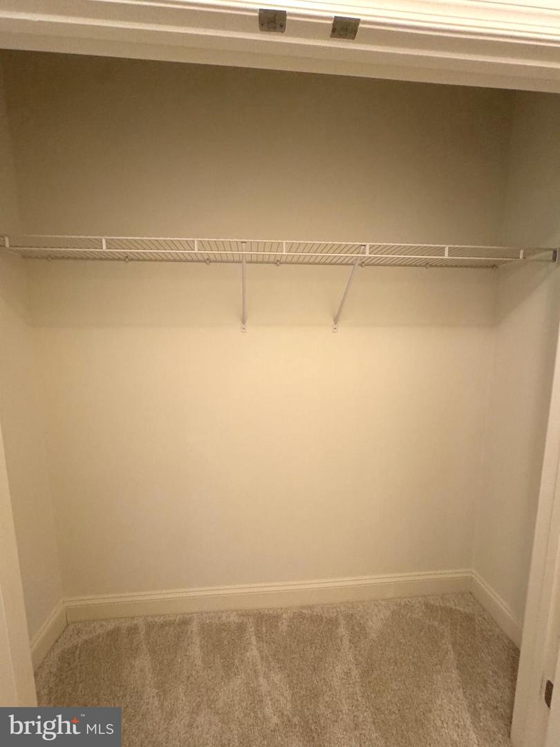 9202 CHARLESTON DR #405, MANASSAS, Virginia 20110, 2 Bedrooms Bedrooms, ,2 BathroomsBathrooms,Residential,For sale,9202 CHARLESTON DR #405,VAMN2010366 MLS # VAMN2010366