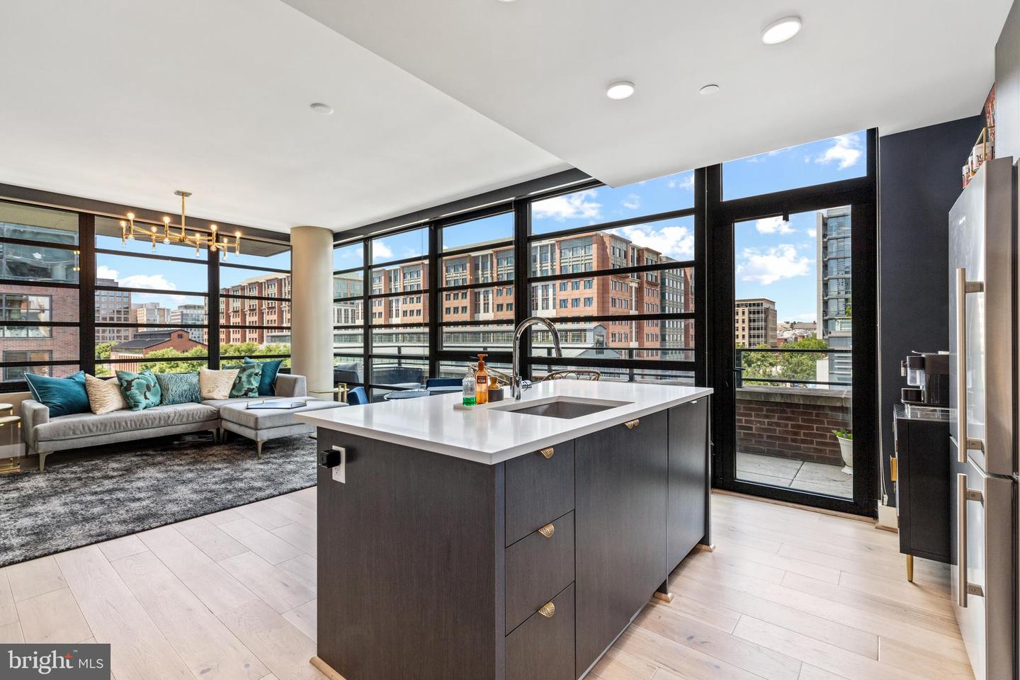 1300 4TH ST SE #404, WASHINGTON, District Of Columbia 20003, 2 Bedrooms Bedrooms, ,2 BathroomsBathrooms,Residential,For sale,1300 4TH ST SE #404,DCDC2249568 MLS # DCDC2249568