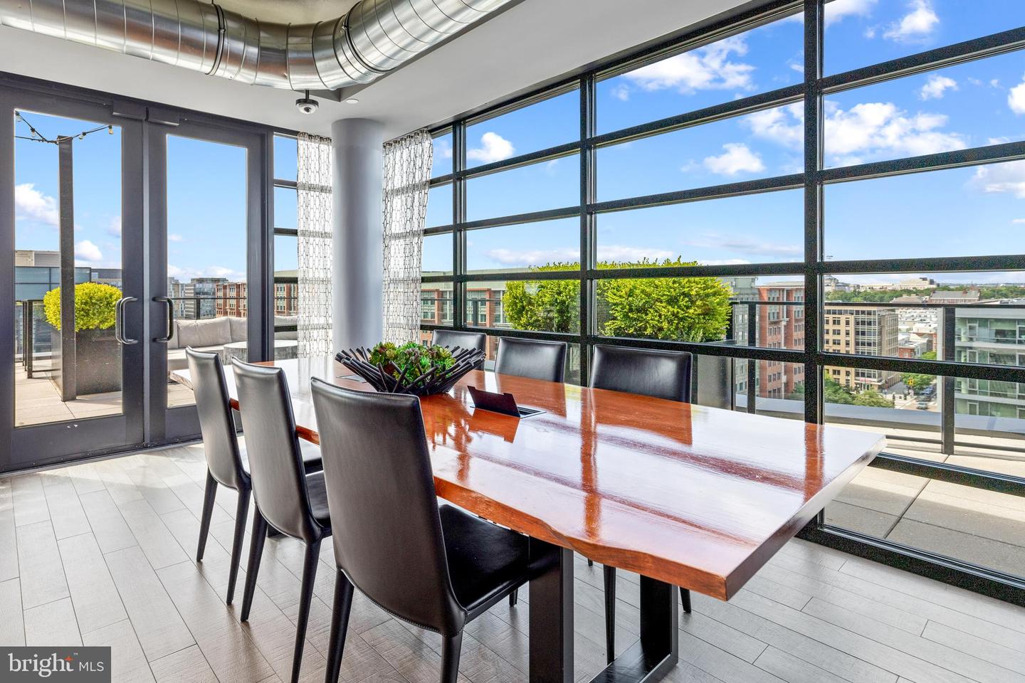 1300 4TH ST SE #404, WASHINGTON, District Of Columbia 20003, 2 Bedrooms Bedrooms, ,2 BathroomsBathrooms,Residential,For sale,1300 4TH ST SE #404,DCDC2249568 MLS # DCDC2249568