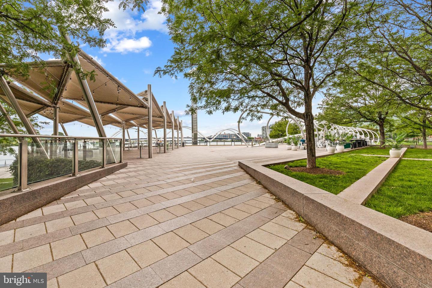 1300 4TH ST SE #404, WASHINGTON, District Of Columbia 20003, 2 Bedrooms Bedrooms, ,2 BathroomsBathrooms,Residential,For sale,1300 4TH ST SE #404,DCDC2249568 MLS # DCDC2249568