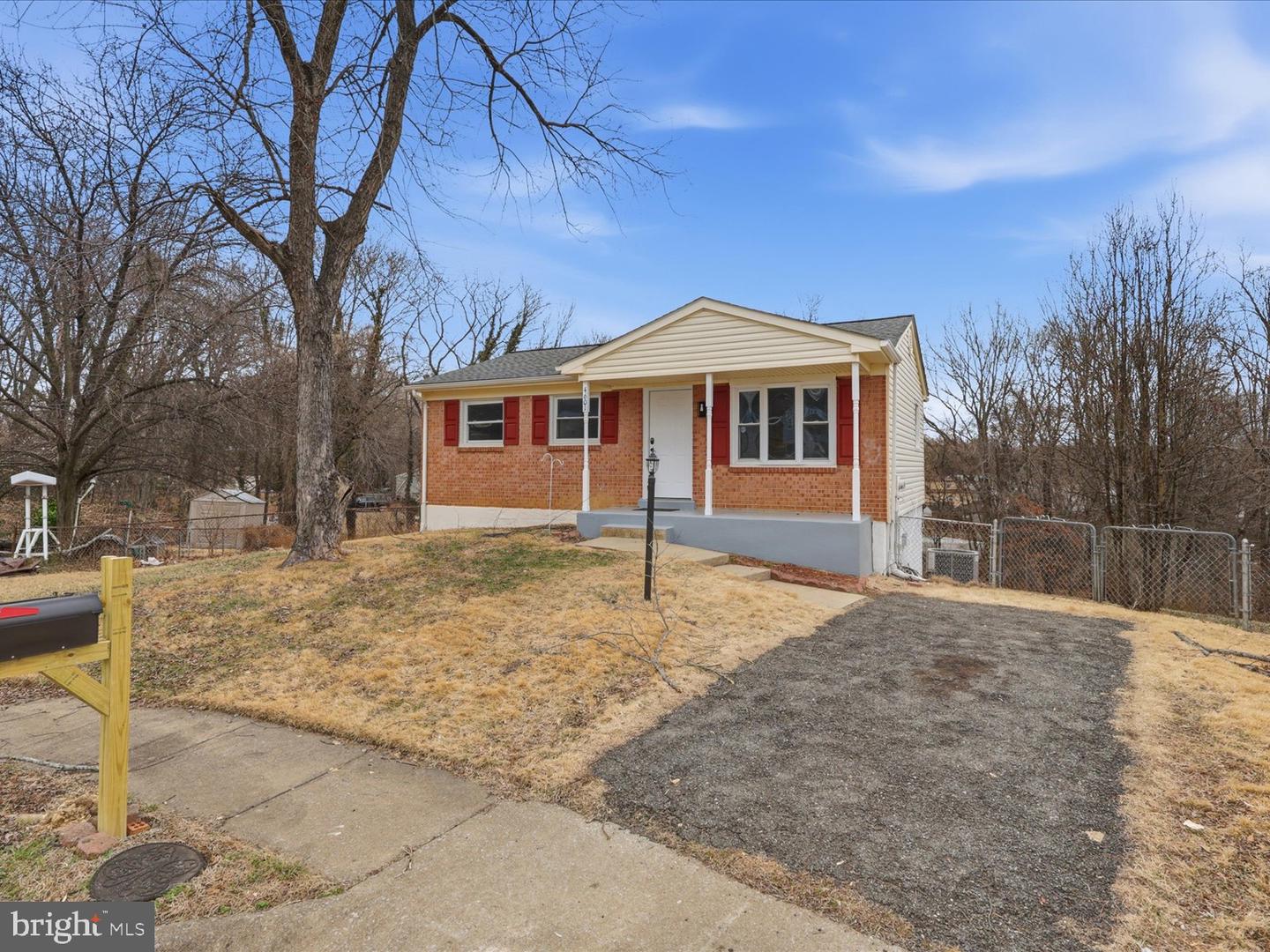 4601 KENTWOOD LN, WOODBRIDGE, Virginia 22193, 4 Bedrooms Bedrooms, ,2 BathroomsBathrooms,Residential,For sale,4601 KENTWOOD LN,VAPW2114242 MLS # VAPW2114242