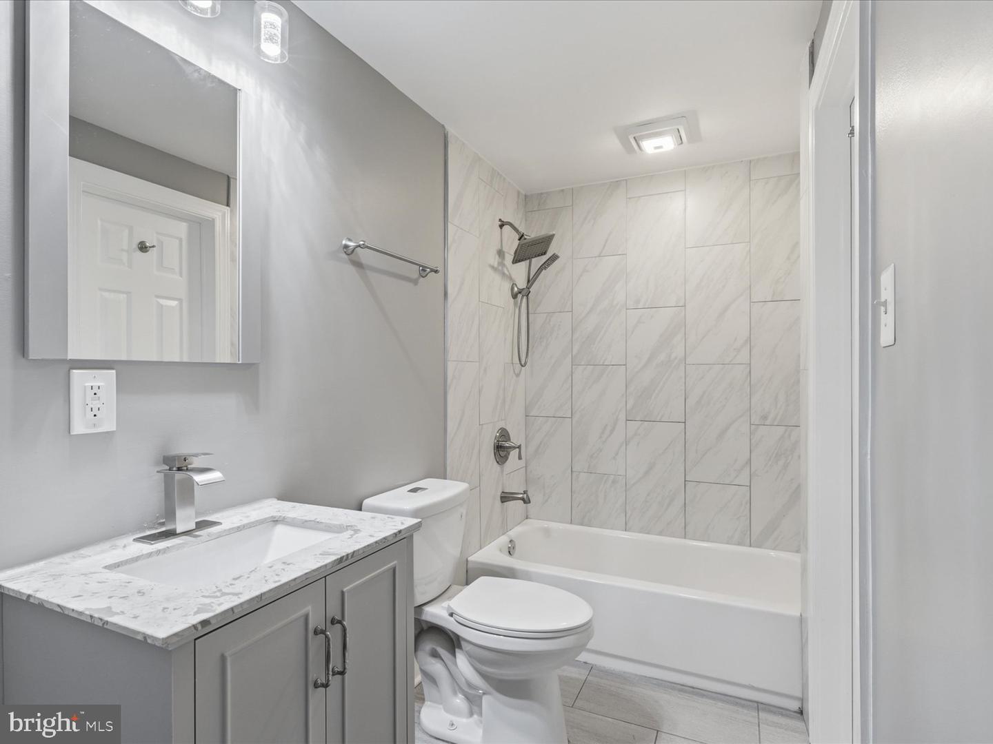 4601 KENTWOOD LN, WOODBRIDGE, Virginia 22193, 4 Bedrooms Bedrooms, ,2 BathroomsBathrooms,Residential,For sale,4601 KENTWOOD LN,VAPW2114242 MLS # VAPW2114242