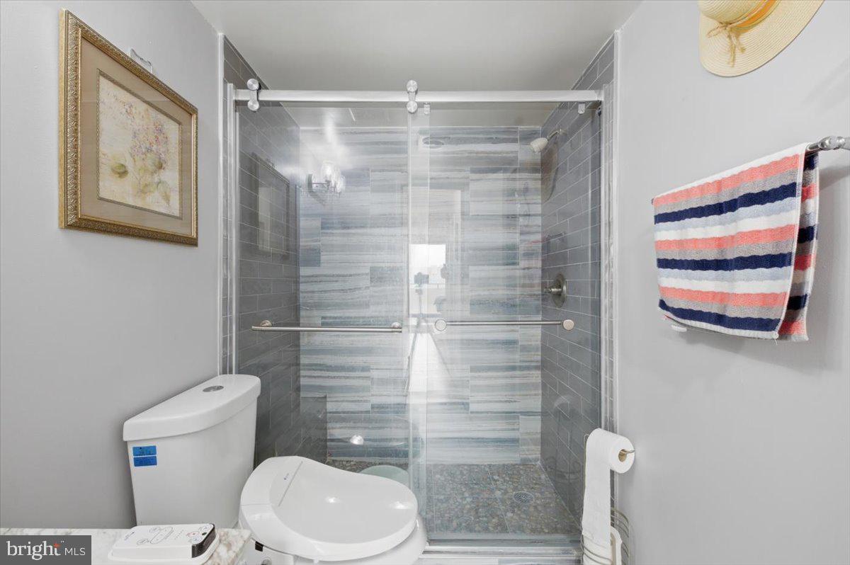 1800 OLD MEADOW RD #1204, MCLEAN, Virginia 22102, 2 Bedrooms Bedrooms, ,2 BathroomsBathrooms,Residential,For sale,1800 OLD MEADOW RD #1204,VAFX2295030 MLS # VAFX2295030