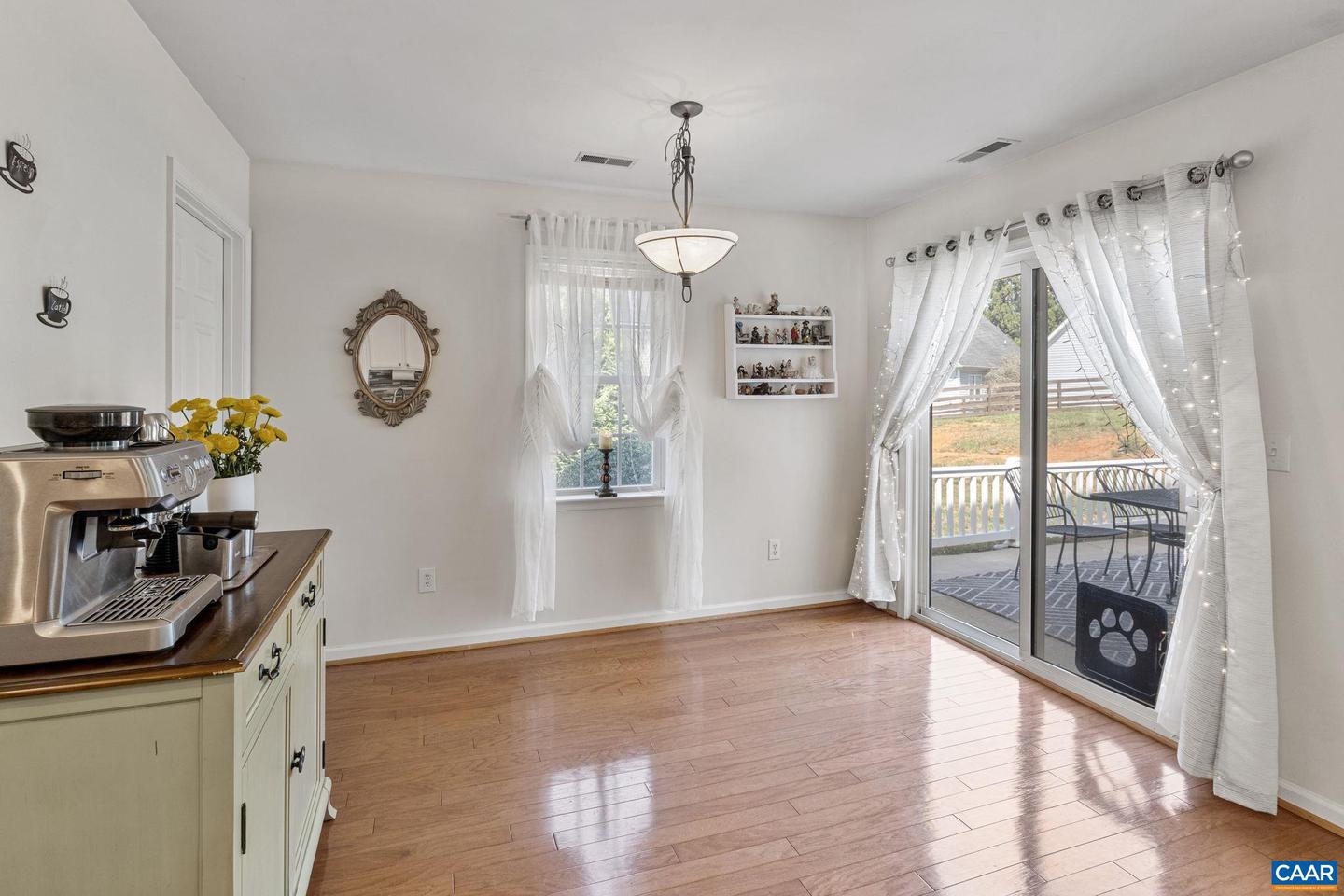 1365 AMBER RIDGE RD, CHARLOTTESVILLE, Virginia 22901, 4 Bedrooms Bedrooms, ,2 BathroomsBathrooms,Residential,For sale,1365 AMBER RIDGE RD,674109 MLS # 674109