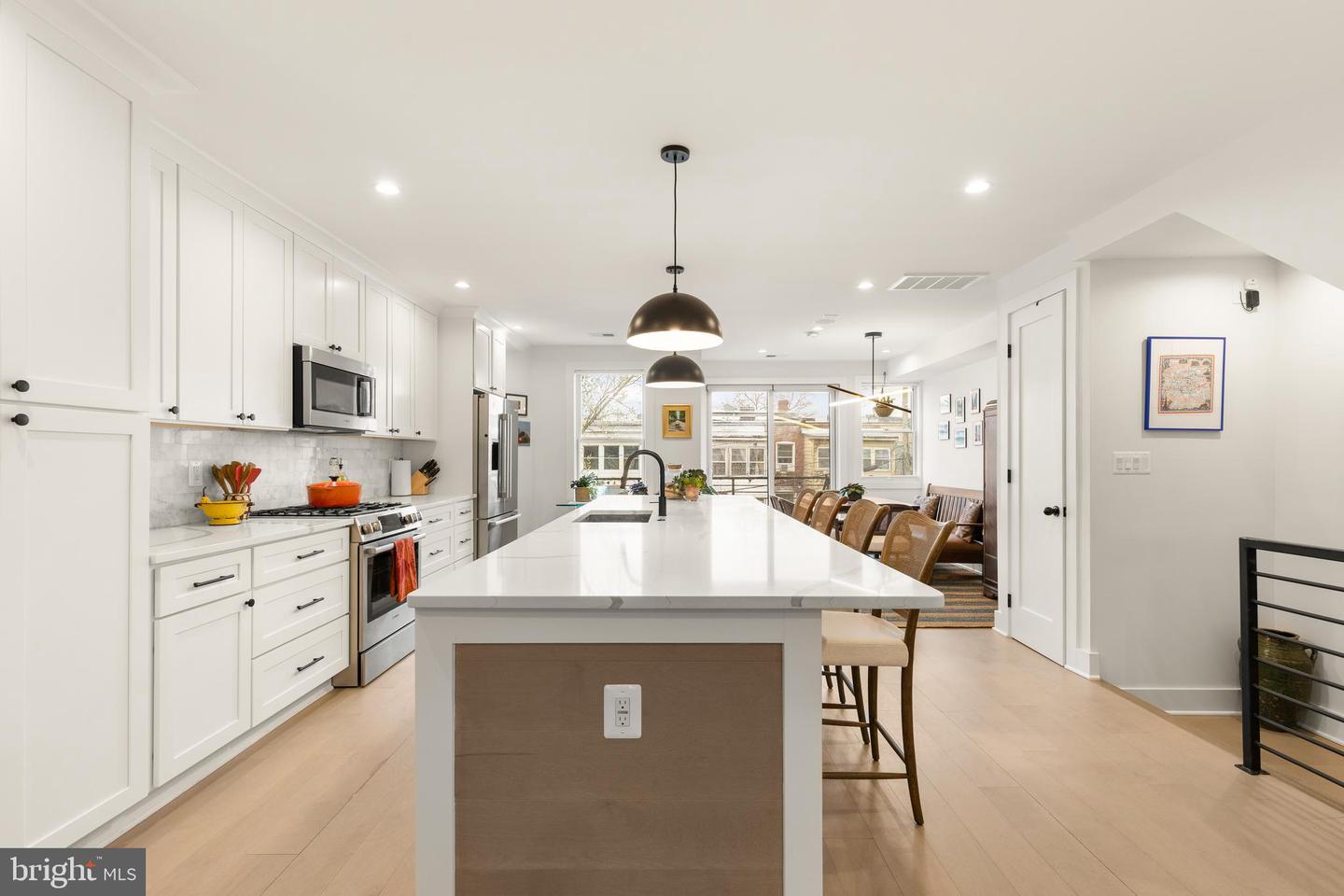 632 ROCK CREEK CHURCH RD NW #2, WASHINGTON, District Of Columbia 20010, 3 Bedrooms Bedrooms, ,2 BathroomsBathrooms,Residential,For sale,632 ROCK CREEK CHURCH RD NW #2,DCDC2249610 MLS # DCDC2249610