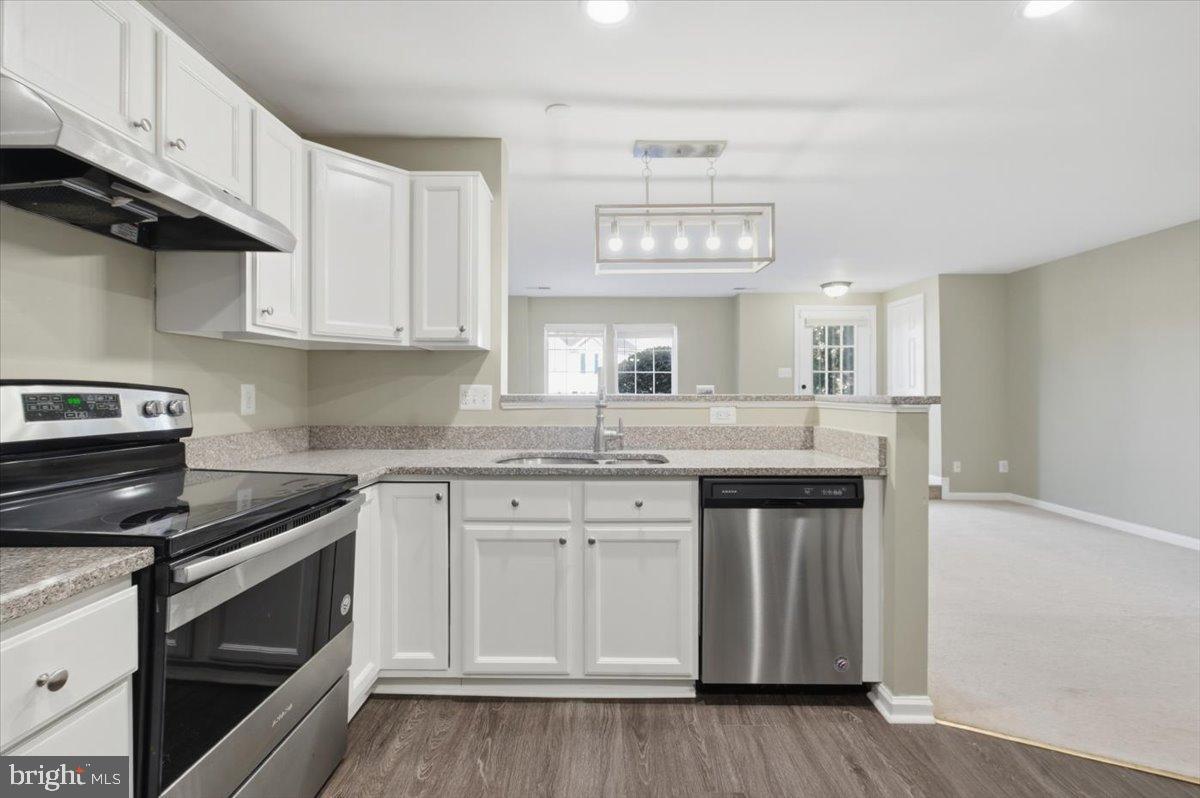 9304 WITCH HAZEL WAY, MANASSAS, Virginia 20110, 3 Bedrooms Bedrooms, 6 Rooms Rooms,2 BathroomsBathrooms,Residential,For sale,9304 WITCH HAZEL WAY,VAMN2010370 MLS # VAMN2010370