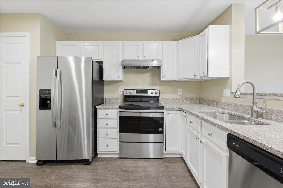 9304 WITCH HAZEL WAY, MANASSAS, Virginia 20110, 3 Bedrooms Bedrooms, 6 Rooms Rooms,2 BathroomsBathrooms,Residential,For sale,9304 WITCH HAZEL WAY,VAMN2010370 MLS # VAMN2010370