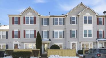 9304 WITCH HAZEL WAY, MANASSAS, Virginia 20110, 3 Bedrooms Bedrooms, 6 Rooms Rooms,2 BathroomsBathrooms,Residential,For sale,9304 WITCH HAZEL WAY,VAMN2010370 MLS # VAMN2010370