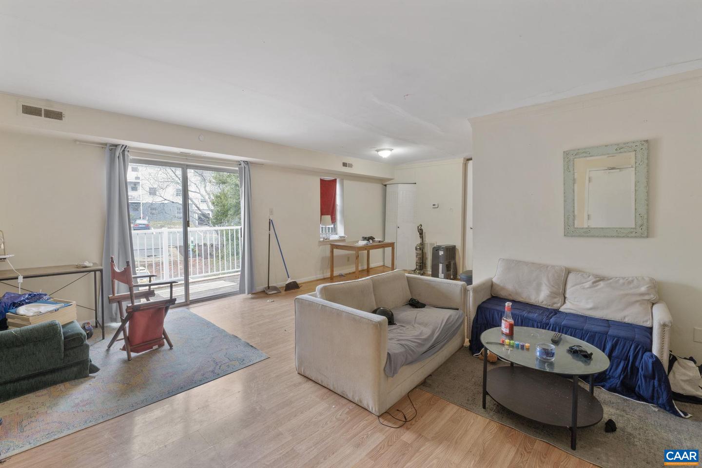 545 BURGOYNE RD #13, CHARLOTTESVILLE, Virginia 22901, 1 Bedroom Bedrooms, ,1 BathroomBathrooms,Residential,For sale,545 BURGOYNE RD #13,674121 MLS # 674121