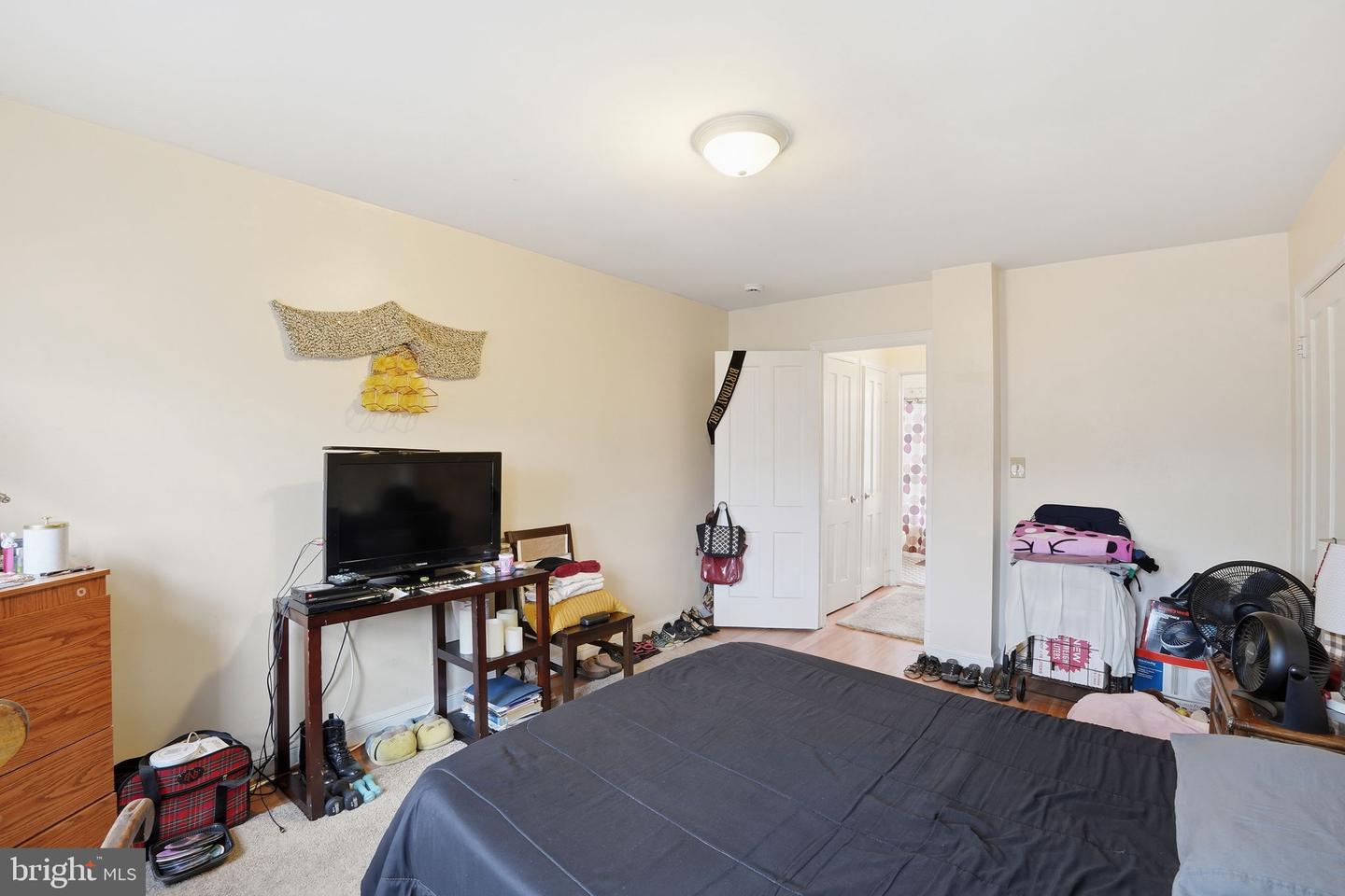 2712 ORDWAY ST NW #4, WASHINGTON, District Of Columbia 20008, 1 Bedroom Bedrooms, ,1 BathroomBathrooms,Residential,For sale,2712 ORDWAY ST NW #4,DCDC2249634 MLS # DCDC2249634