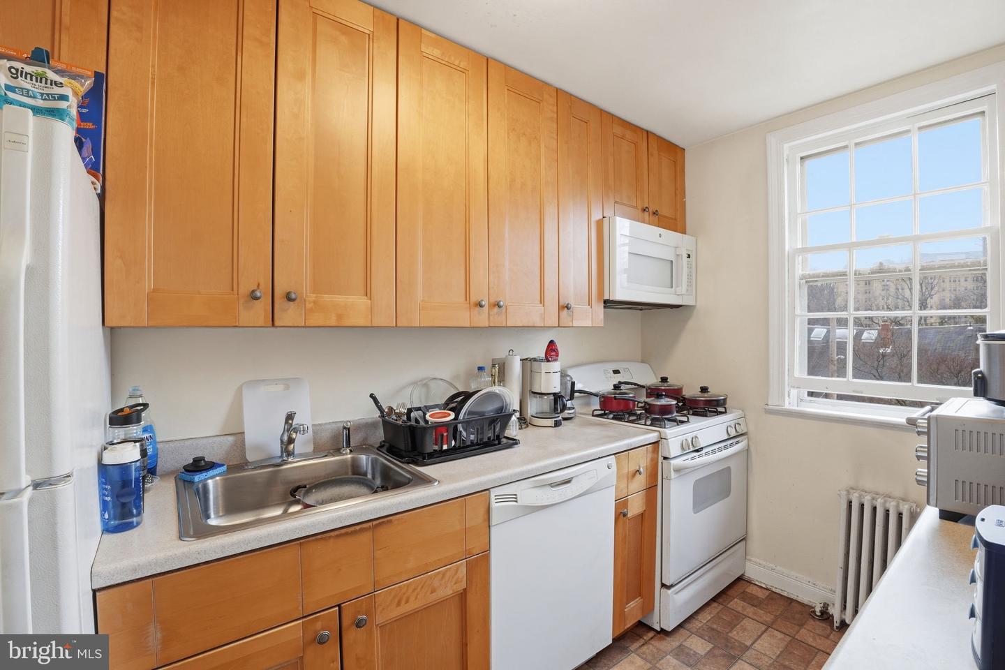 2712 ORDWAY ST NW #4, WASHINGTON, District Of Columbia 20008, 1 Bedroom Bedrooms, ,1 BathroomBathrooms,Residential,For sale,2712 ORDWAY ST NW #4,DCDC2249634 MLS # DCDC2249634