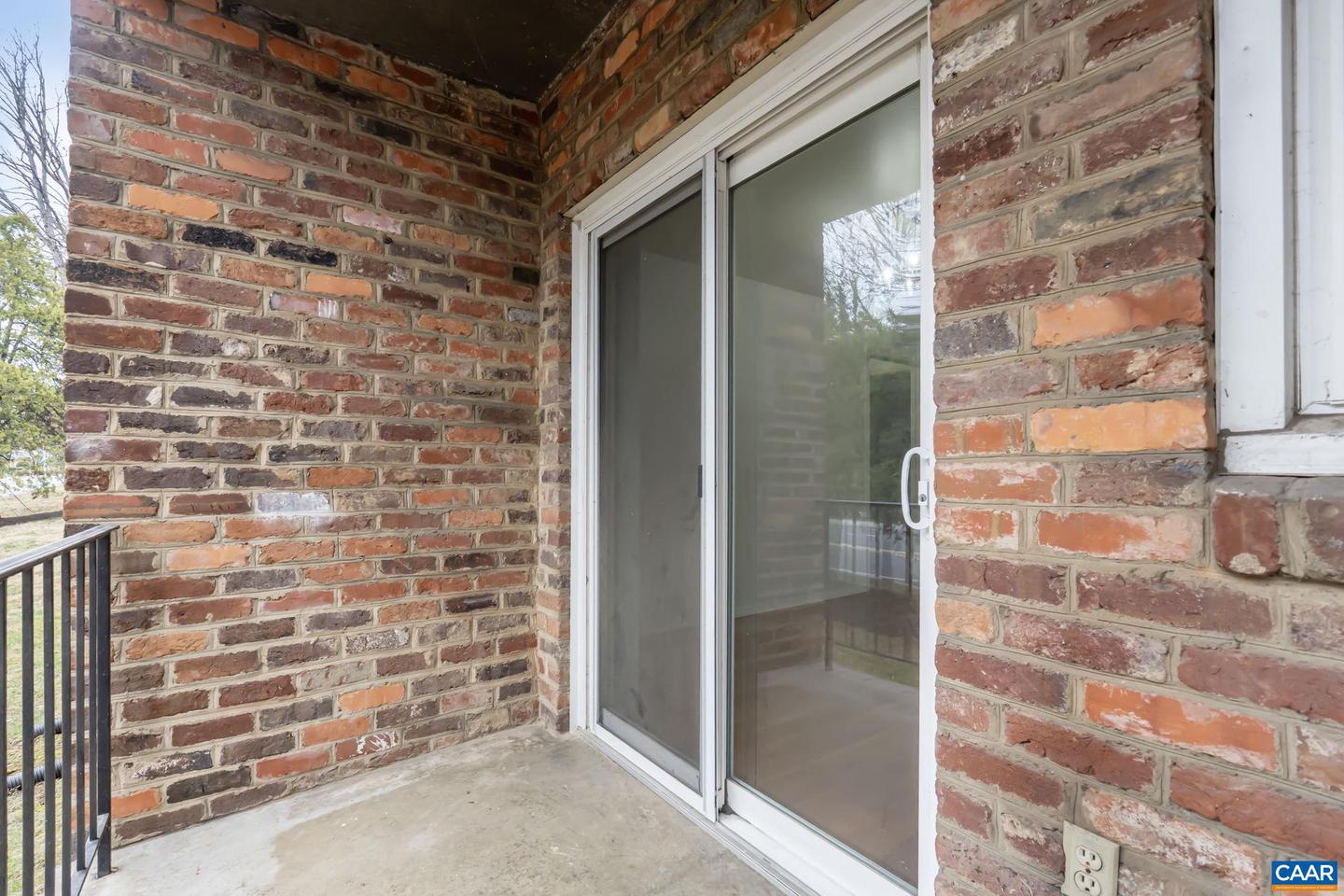 133 HESSIAN HILLS CIR #1, CHARLOTTESVILLE, Virginia 22901, 2 Bedrooms Bedrooms, ,1 BathroomBathrooms,Residential,For sale,133 HESSIAN HILLS CIR #1,674125 MLS # 674125