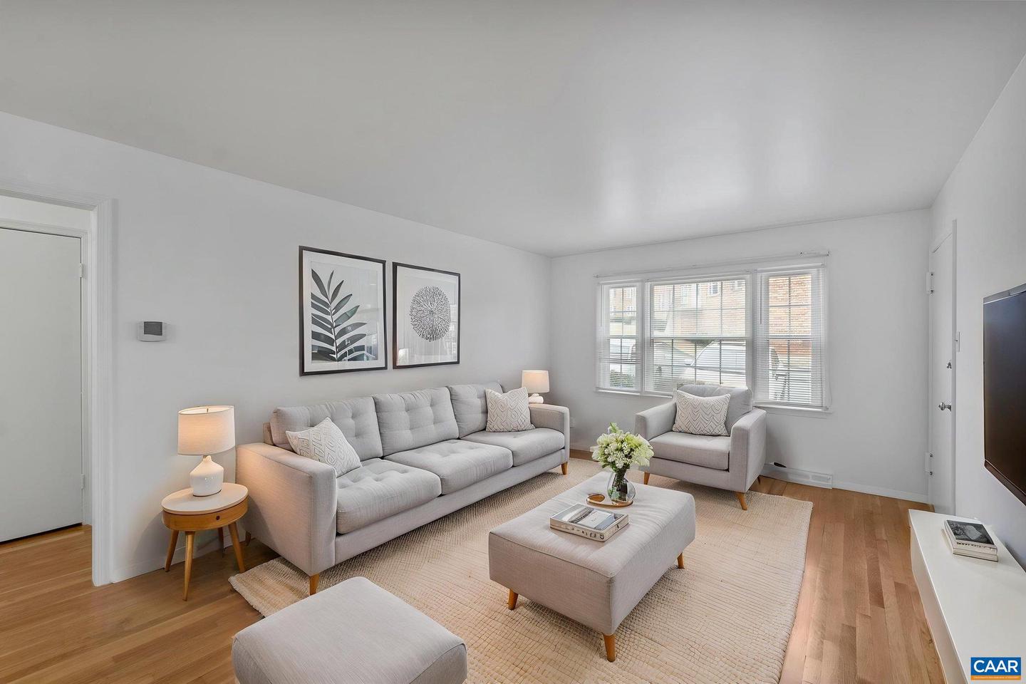 133 HESSIAN HILLS CIR #1, CHARLOTTESVILLE, Virginia 22901, 2 Bedrooms Bedrooms, ,1 BathroomBathrooms,Residential,For sale,133 HESSIAN HILLS CIR #1,674125 MLS # 674125