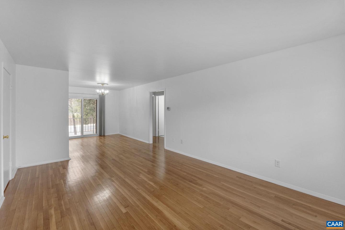 133 HESSIAN HILLS CIR #1, CHARLOTTESVILLE, Virginia 22901, 2 Bedrooms Bedrooms, ,1 BathroomBathrooms,Residential,For sale,133 HESSIAN HILLS CIR #1,674125 MLS # 674125