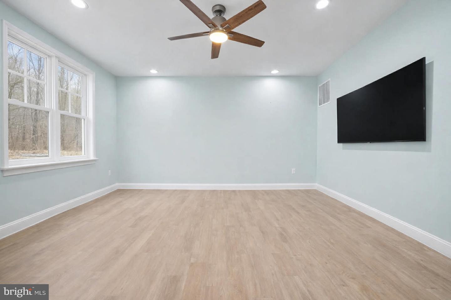 118 ACKERMAN LN, RUTHER GLEN, Virginia 22546, 5 Bedrooms Bedrooms, 9 Rooms Rooms,3 BathroomsBathrooms,Residential,For sale,118 ACKERMAN LN,VACV2009682 MLS # VACV2009682