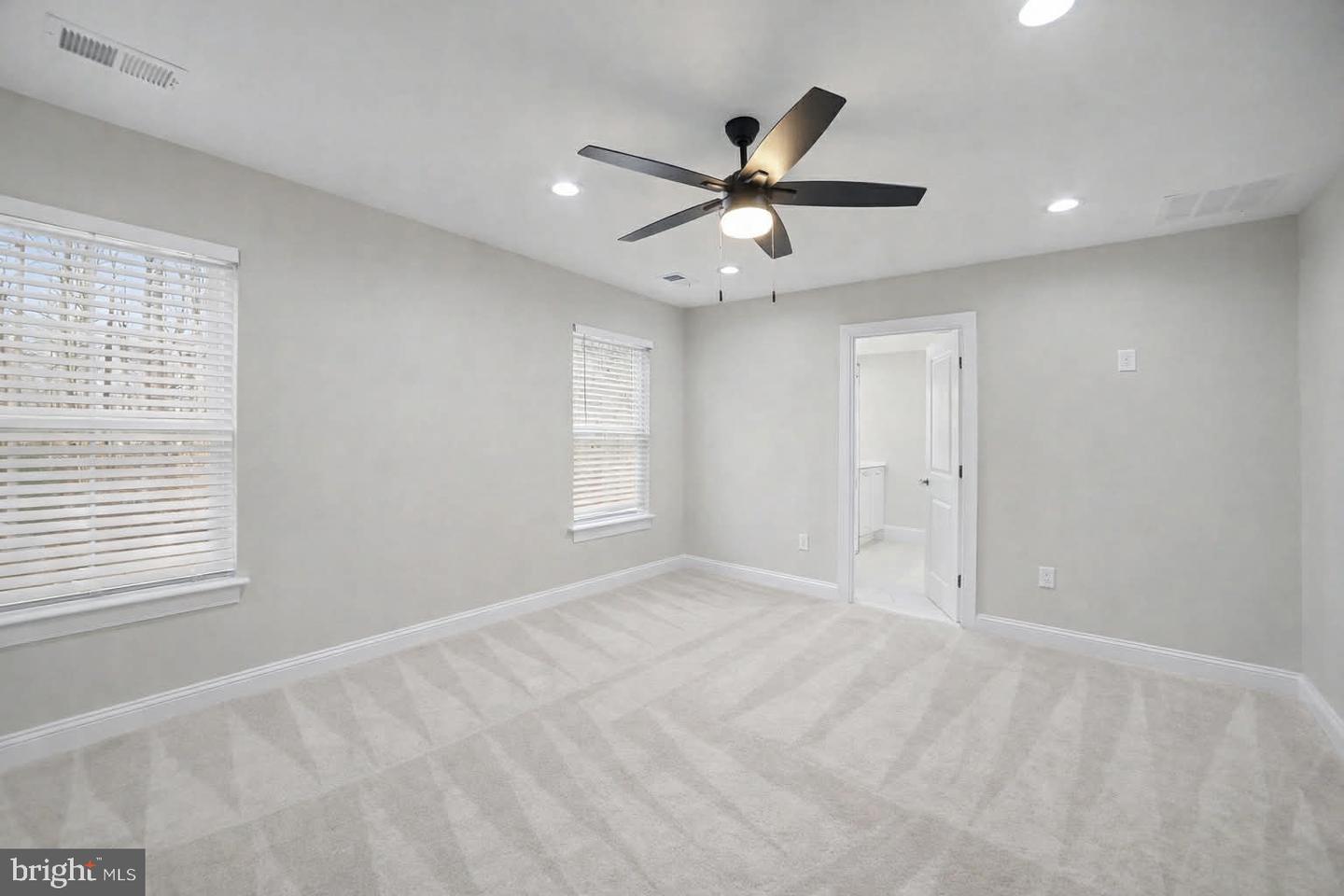 118 ACKERMAN LN, RUTHER GLEN, Virginia 22546, 5 Bedrooms Bedrooms, 9 Rooms Rooms,3 BathroomsBathrooms,Residential,For sale,118 ACKERMAN LN,VACV2009682 MLS # VACV2009682