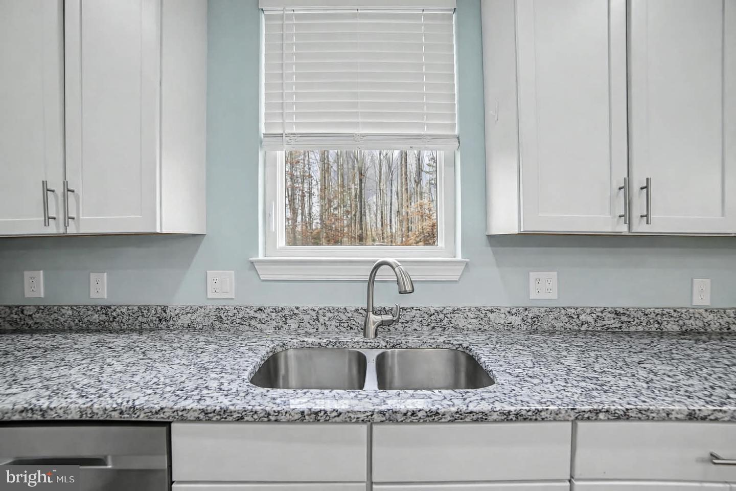 118 ACKERMAN LN, RUTHER GLEN, Virginia 22546, 5 Bedrooms Bedrooms, 9 Rooms Rooms,3 BathroomsBathrooms,Residential,For sale,118 ACKERMAN LN,VACV2009682 MLS # VACV2009682