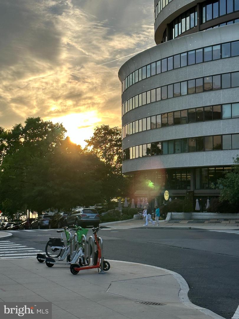 950 25TH ST NW #721N, WASHINGTON, District Of Columbia 20037, ,Residential,For sale,950 25TH ST NW #721N,DCDC2249674 MLS # DCDC2249674