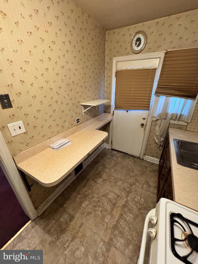 44 CRITTENDEN ST NE, WASHINGTON, District Of Columbia 20011, 3 Bedrooms Bedrooms, ,2 BathroomsBathrooms,Residential,For sale,44 CRITTENDEN ST NE,DCDC2249680 MLS # DCDC2249680