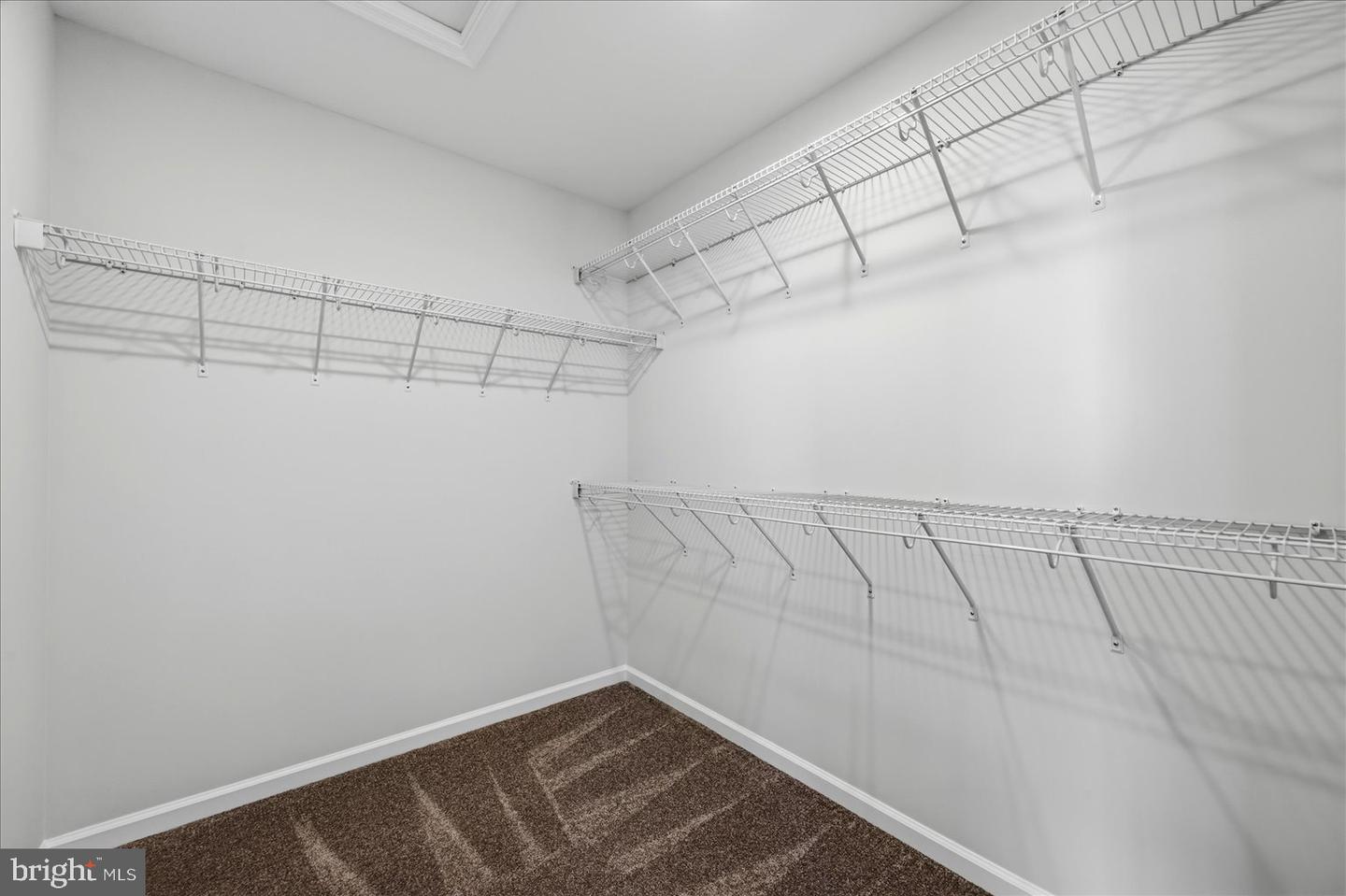 619 FARMINGTON BLVD, WINCHESTER, Virginia 22602, 4 Bedrooms Bedrooms, ,2 BathroomsBathrooms,Residential,For sale,619 FARMINGTON BLVD,VAFV2040042 MLS # VAFV2040042