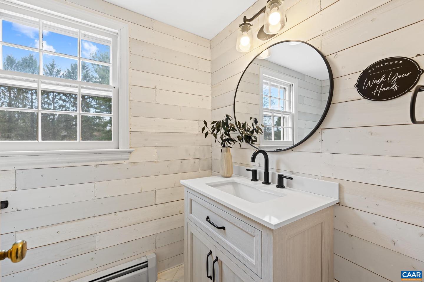 303 COPELAND DR, STAUNTON, Virginia 24401, 3 Bedrooms Bedrooms, ,2 BathroomsBathrooms,Residential,For sale,303 COPELAND DR,674131 MLS # 674131