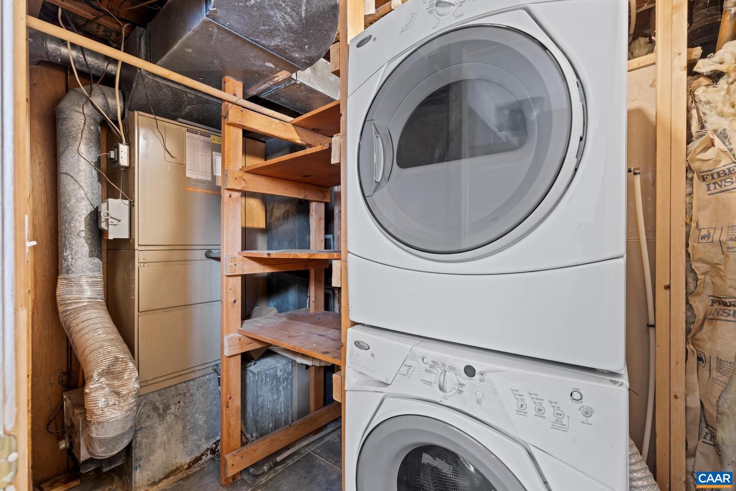 303 COPELAND DR, STAUNTON, Virginia 24401, 3 Bedrooms Bedrooms, ,2 BathroomsBathrooms,Residential,For sale,303 COPELAND DR,674131 MLS # 674131