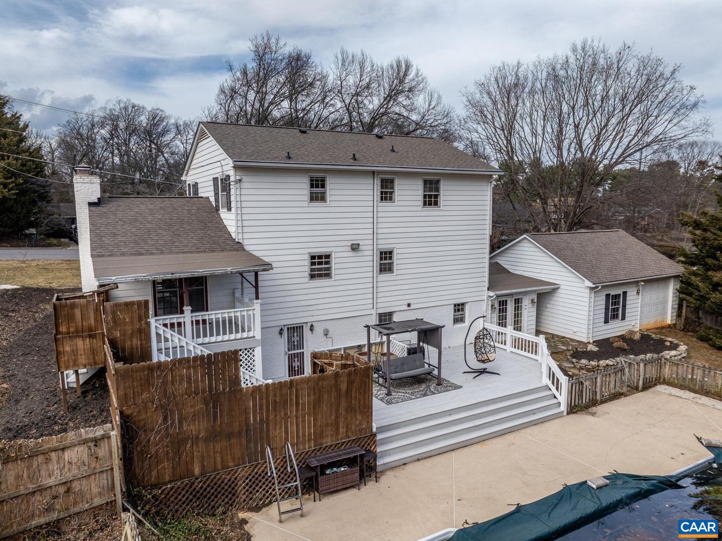 303 COPELAND DR, STAUNTON, Virginia 24401, 3 Bedrooms Bedrooms, ,2 BathroomsBathrooms,Residential,For sale,303 COPELAND DR,674131 MLS # 674131