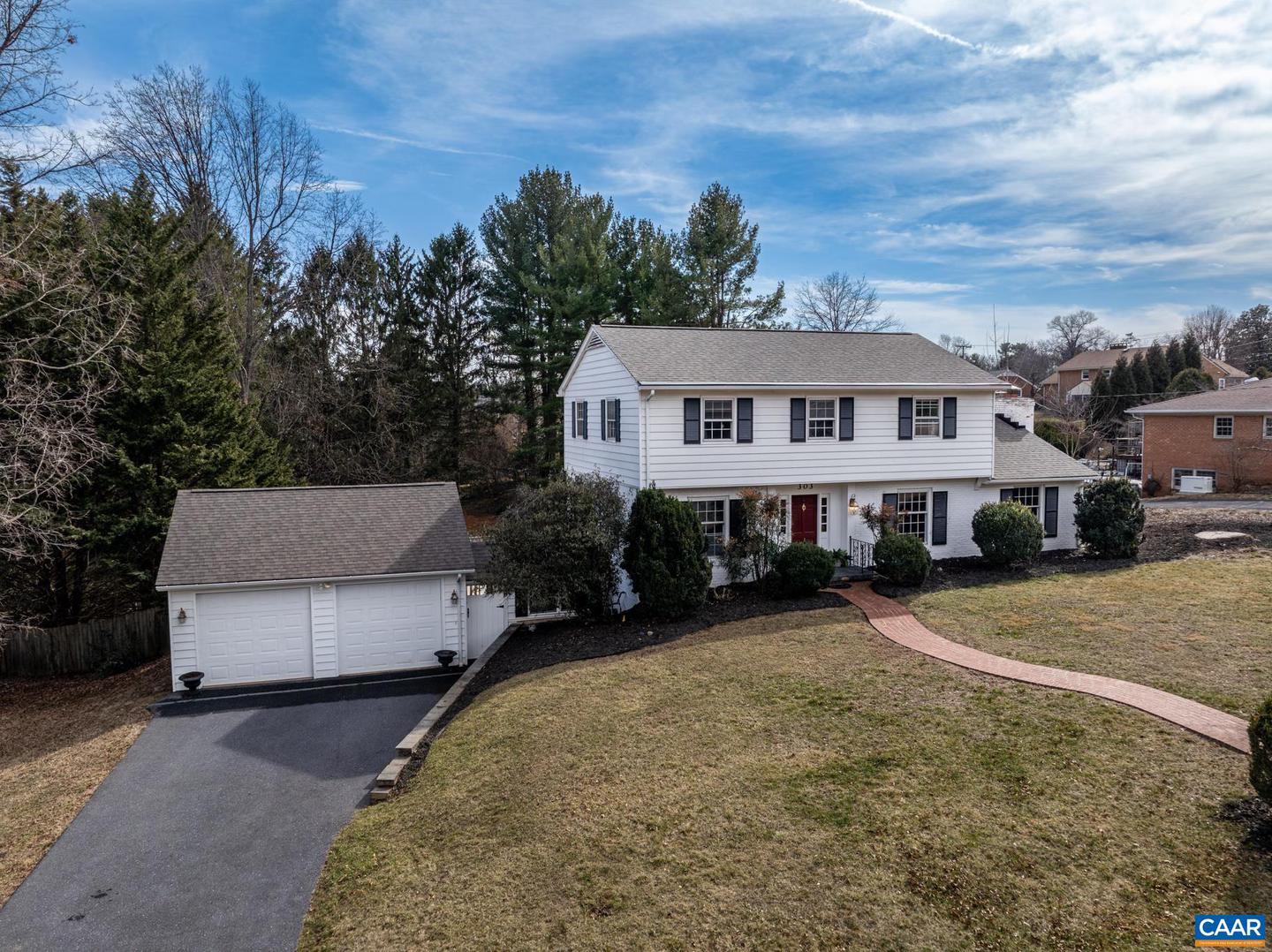 303 COPELAND DR, STAUNTON, Virginia 24401, 3 Bedrooms Bedrooms, ,2 BathroomsBathrooms,Residential,For sale,303 COPELAND DR,674131 MLS # 674131