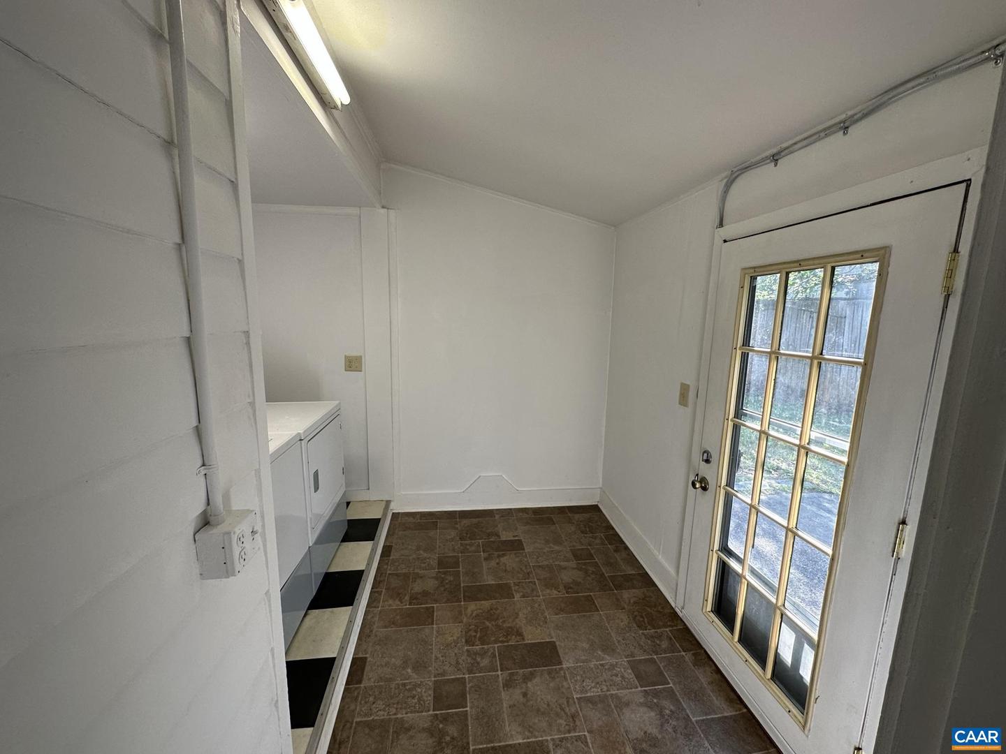 1616 MULBERRY AVE, CHARLOTTESVILLE, Virginia 22903, 2 Bedrooms Bedrooms, ,1 BathroomBathrooms,Residential,For sale,1616 MULBERRY AVE,674132 MLS # 674132