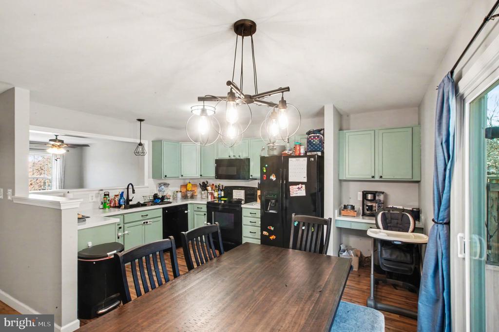 46 MORTON RIDGE, WARRENTON, Virginia 20186, 3 Bedrooms Bedrooms, ,2 BathroomsBathrooms,Residential,46 MORTON RIDGE,VAFQ2020854 MLS # VAFQ2020854