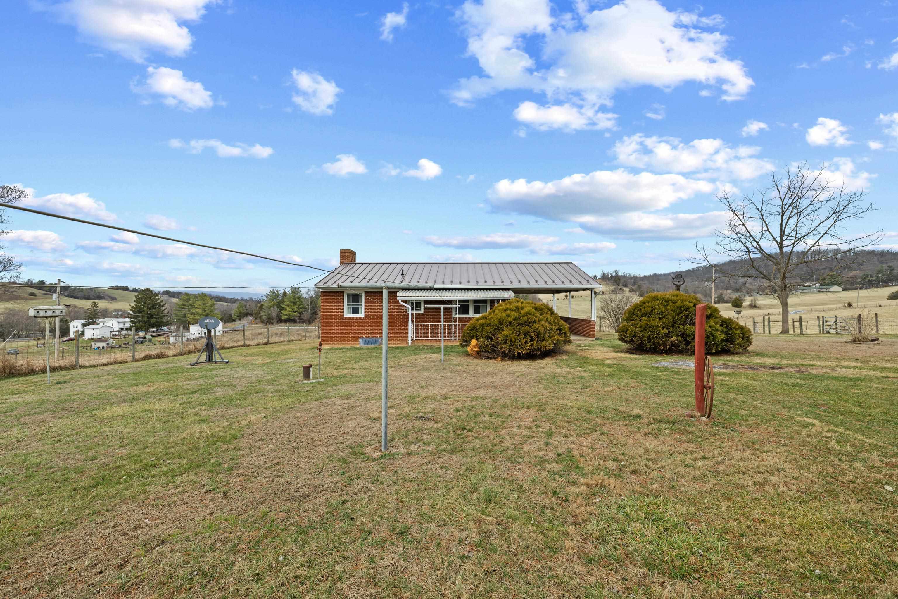 3493 ZION CHURCH RD, BROADWAY, Virginia 22815, 2 Bedrooms Bedrooms, ,1 BathroomBathrooms,Residential,3493 ZION CHURCH RD,674157 MLS # 674157