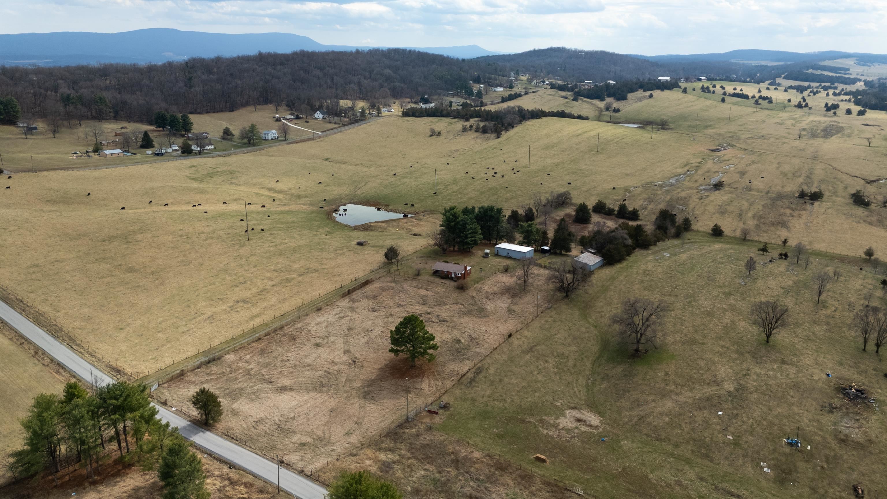 3493 ZION CHURCH RD, BROADWAY, Virginia 22815, 2 Bedrooms Bedrooms, ,1 BathroomBathrooms,Residential,3493 ZION CHURCH RD,674157 MLS # 674157