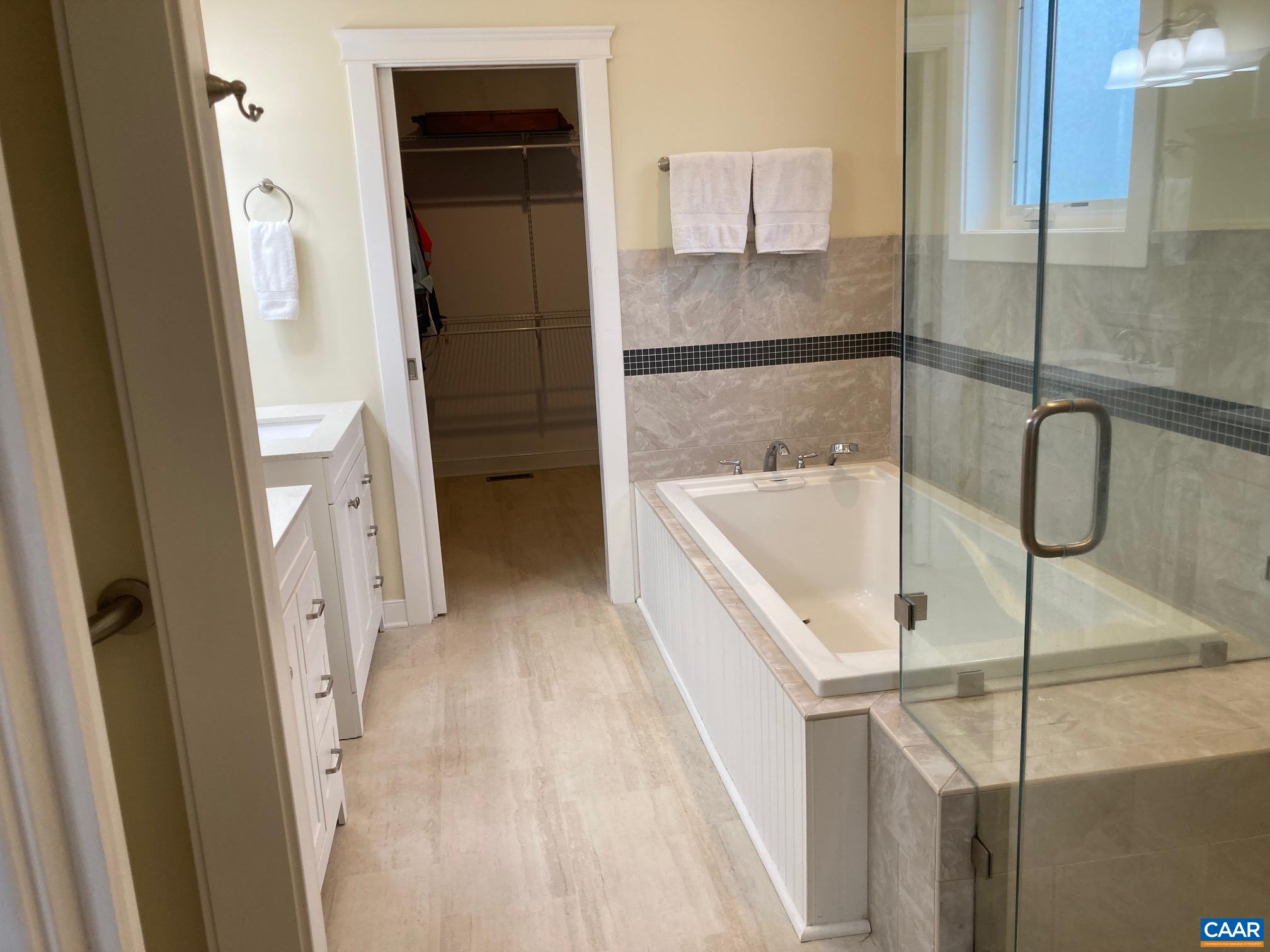 267 HERITAGE DR, ZION CROSSROADS, Virginia 22942, 5 Bedrooms Bedrooms, ,4 BathroomsBathrooms,Residential,Gorgeous Custom Home,267 HERITAGE DR,674158 MLS # 674158