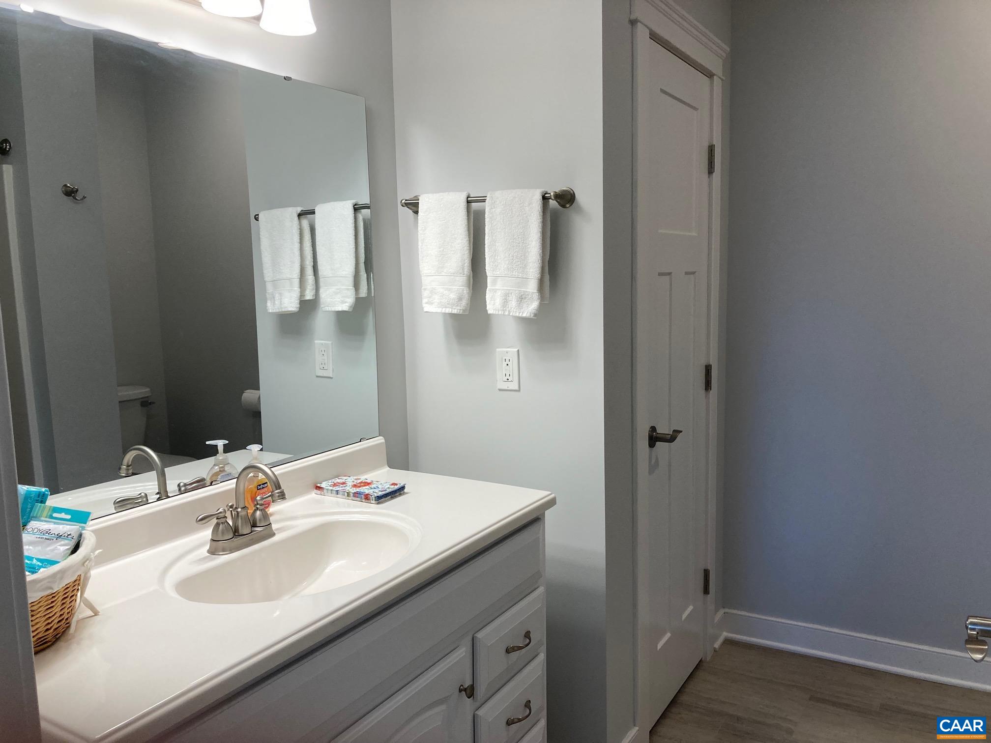 267 HERITAGE DR, ZION CROSSROADS, Virginia 22942, 5 Bedrooms Bedrooms, ,4 BathroomsBathrooms,Residential,Gorgeous Custom Home,267 HERITAGE DR,674158 MLS # 674158