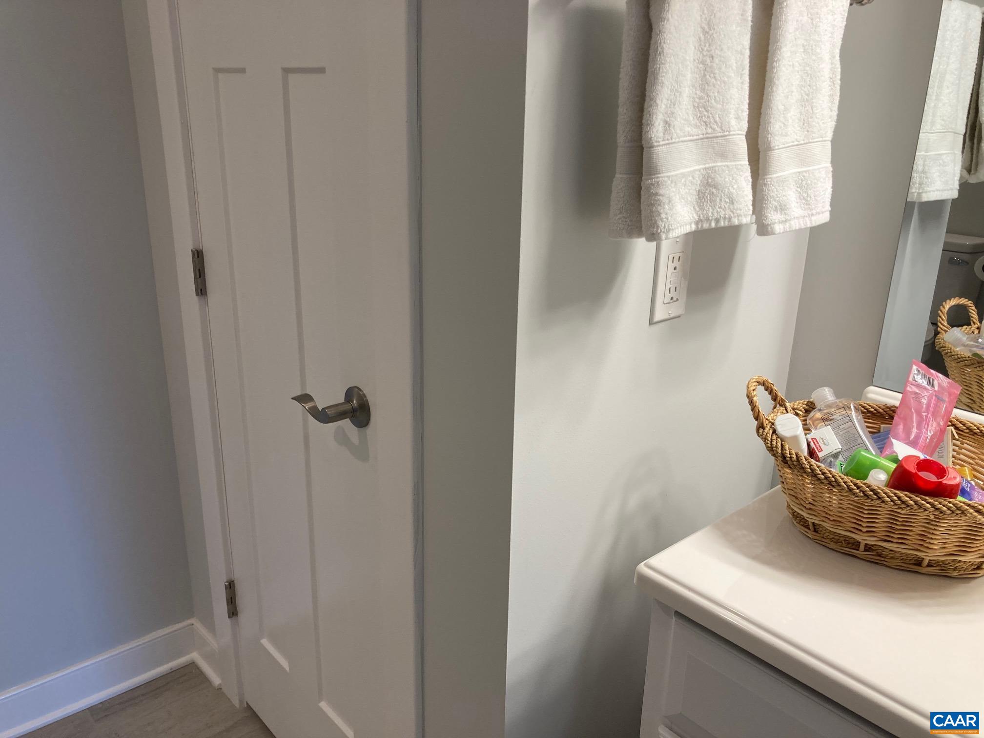 267 HERITAGE DR, ZION CROSSROADS, Virginia 22942, 5 Bedrooms Bedrooms, ,4 BathroomsBathrooms,Residential,Gorgeous Custom Home,267 HERITAGE DR,674158 MLS # 674158