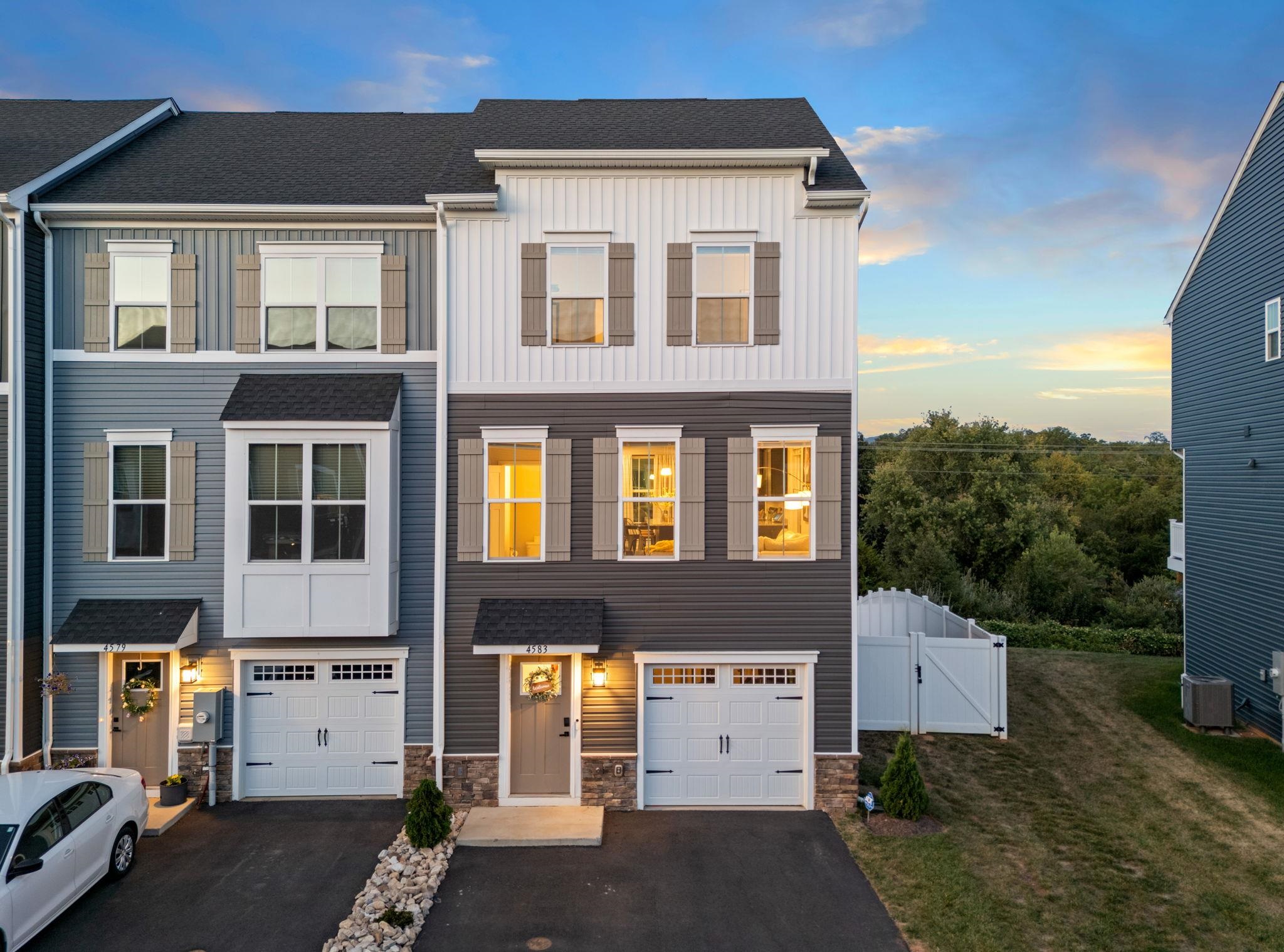 4583 DRYSDALE ST, ROCKINGHAM, Virginia 22801, 4 Bedrooms Bedrooms, ,3 BathroomsBathrooms,Residential,4583 DRYSDALE ST,674159 MLS # 674159