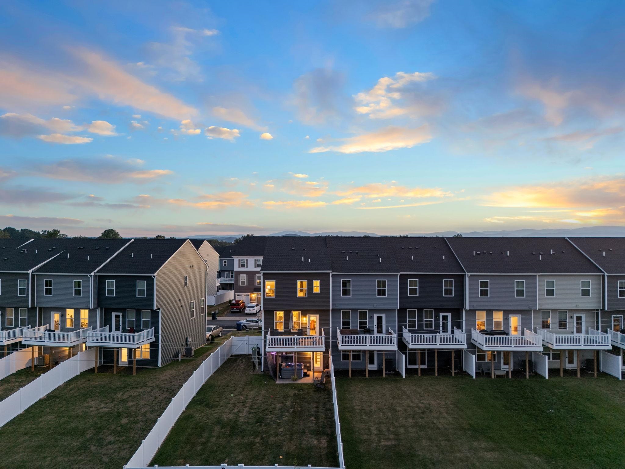 4583 DRYSDALE ST, ROCKINGHAM, Virginia 22801, 4 Bedrooms Bedrooms, ,3 BathroomsBathrooms,Residential,4583 DRYSDALE ST,674159 MLS # 674159