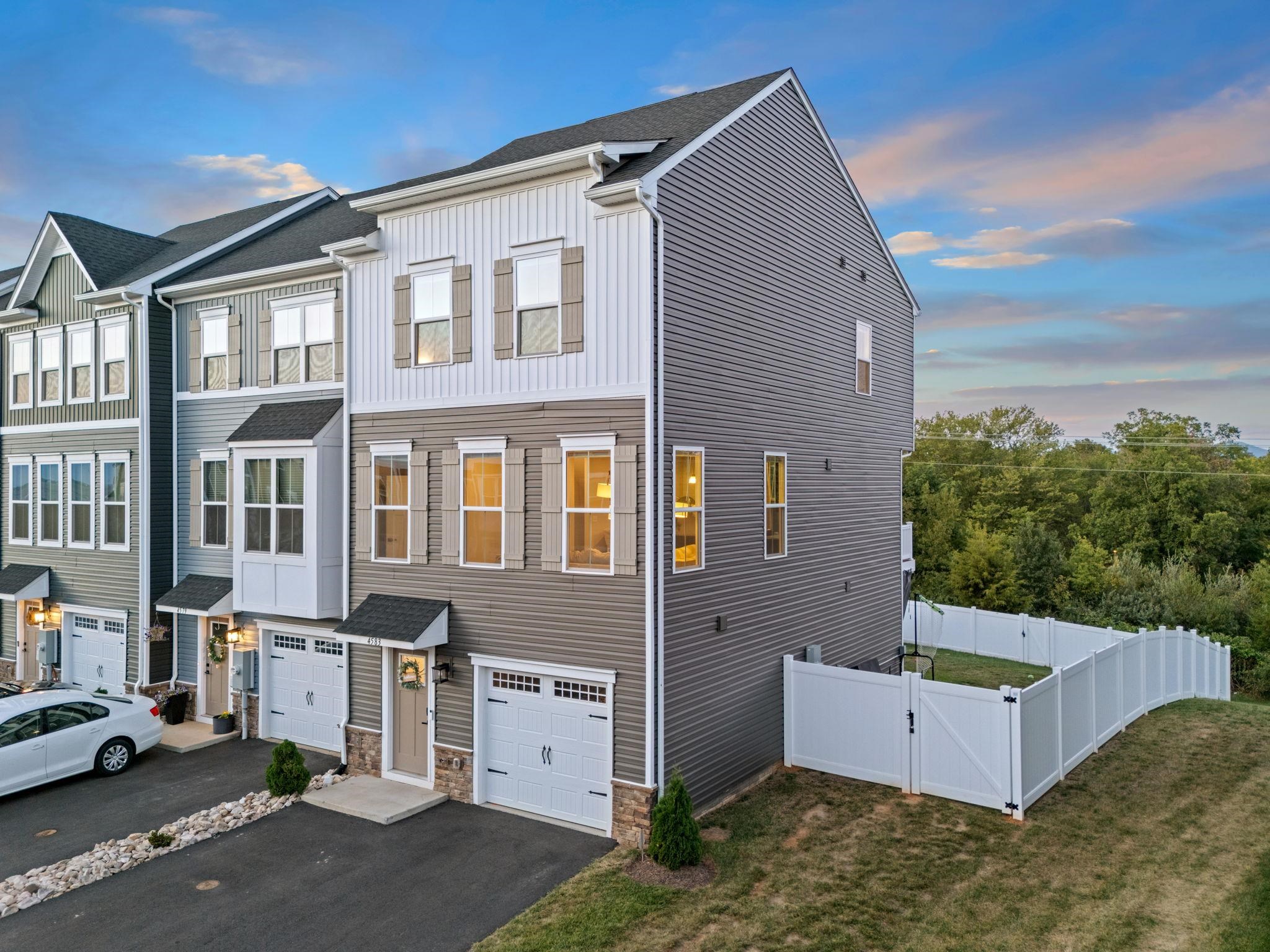 4583 DRYSDALE ST, ROCKINGHAM, Virginia 22801, 4 Bedrooms Bedrooms, ,3 BathroomsBathrooms,Residential,4583 DRYSDALE ST,674159 MLS # 674159