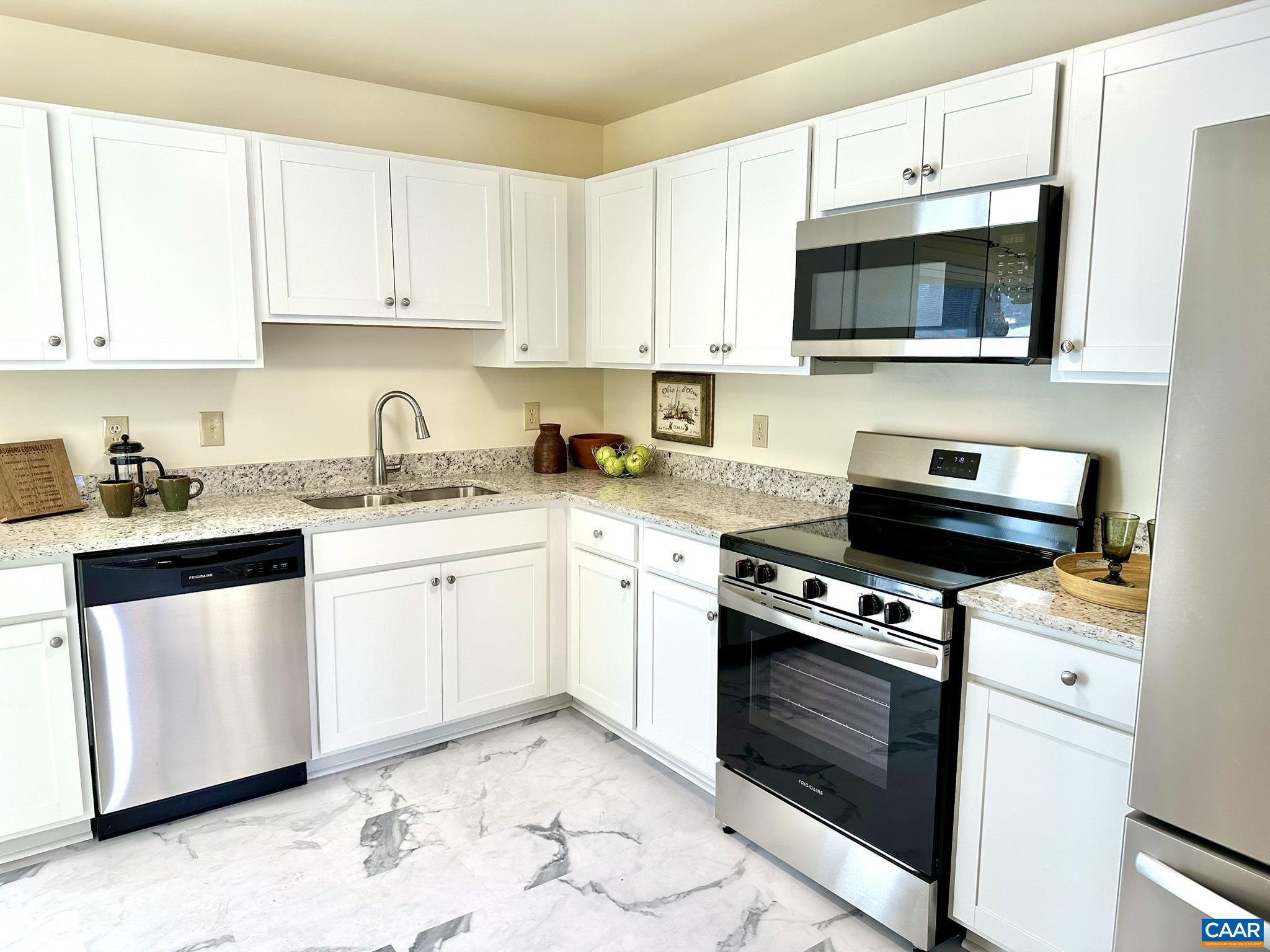 144 LAKE SAPONI DR, BARBOURSVILLE, Virginia 22923, ,Residential,144 LAKE SAPONI DR,674160 MLS # 674160