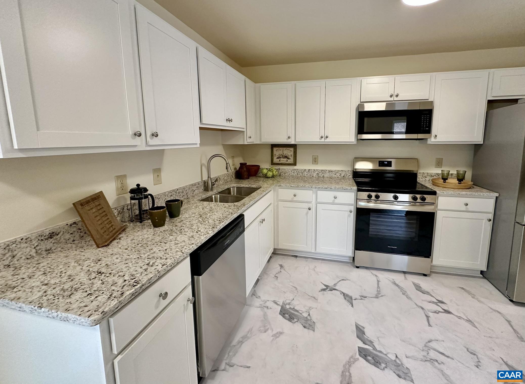 144 LAKE SAPONI DR, BARBOURSVILLE, Virginia 22923, ,Residential,144 LAKE SAPONI DR,674160 MLS # 674160