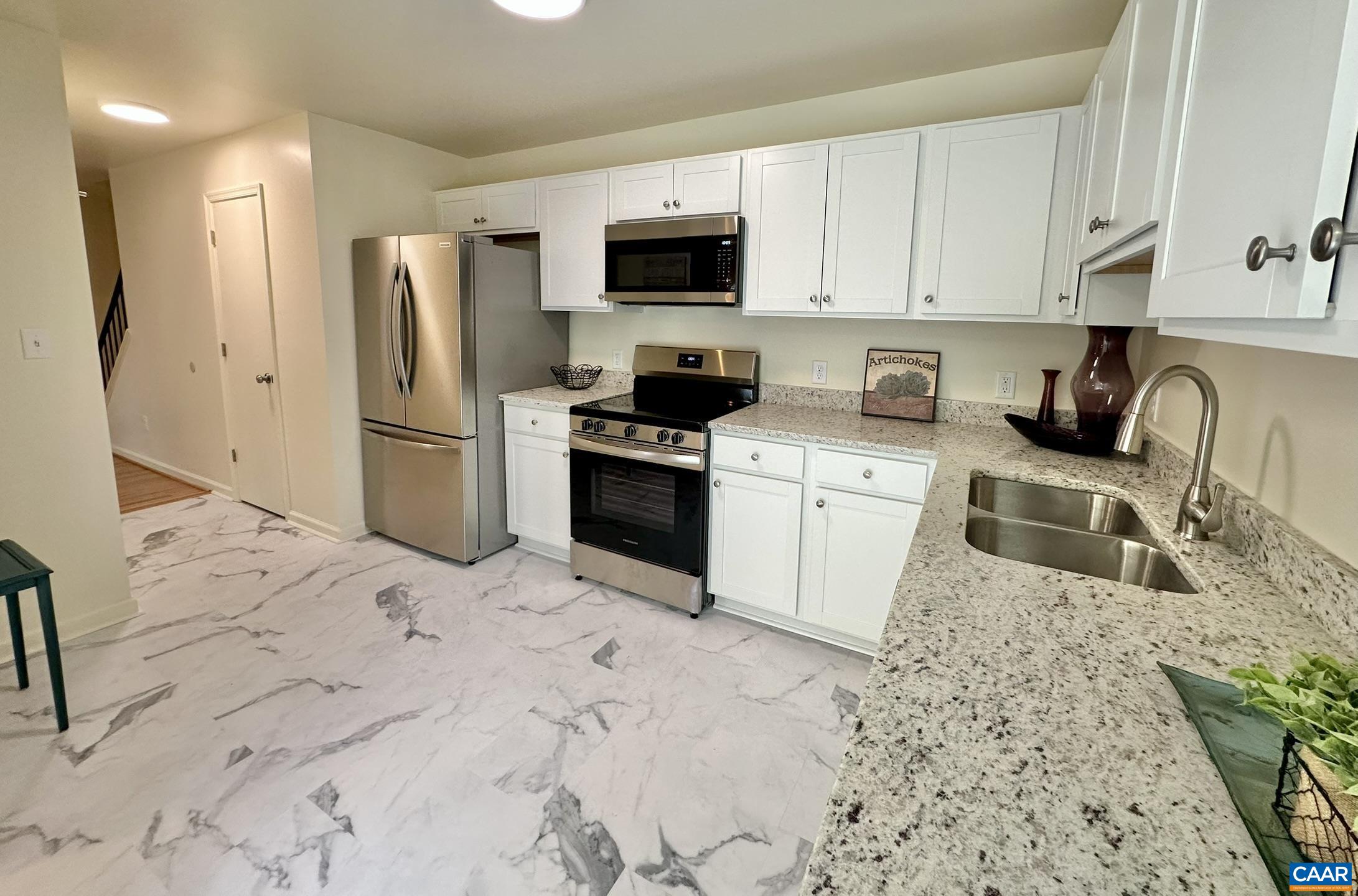 144 LAKE SAPONI DR, BARBOURSVILLE, Virginia 22923, ,Residential,144 LAKE SAPONI DR,674160 MLS # 674160